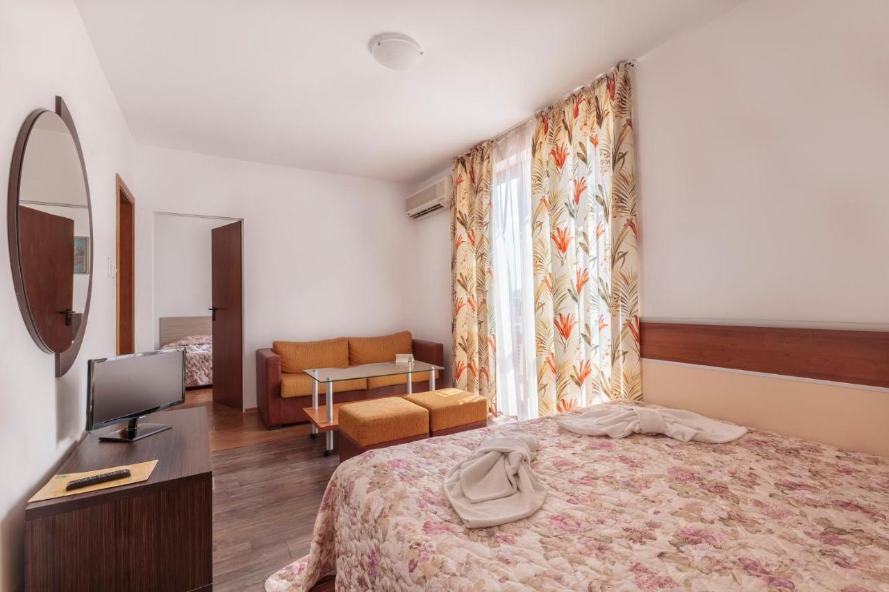 Guest Apartments Co Morenia Sunny Beach Exterior photo